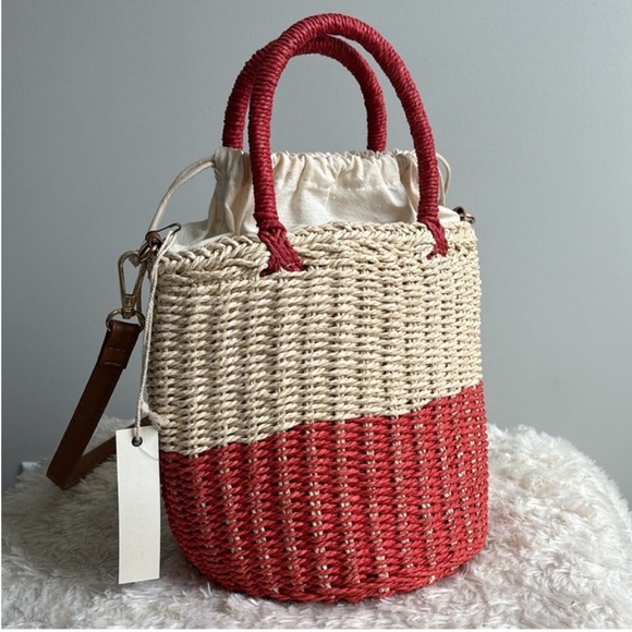 Straw Bucket Bag - Picture 5 of 10